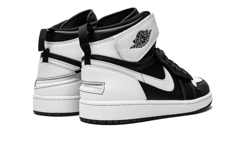 Air Jordan 1 Air Jordan 1 High FlyEase 'Panda'